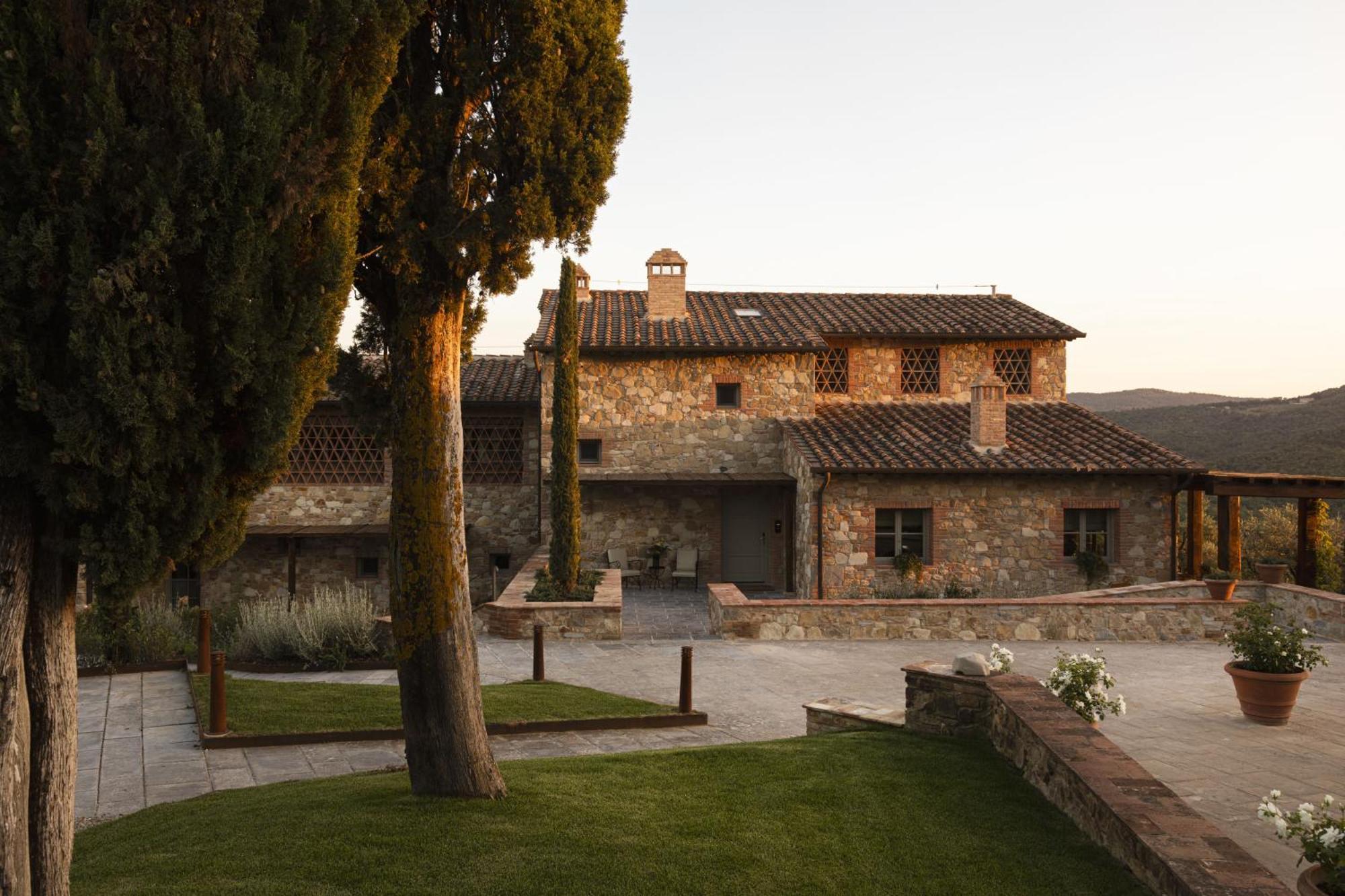 Castello Di Casole, A Belmond Hotel, Tuscany Casole dʼElsa Exterior foto